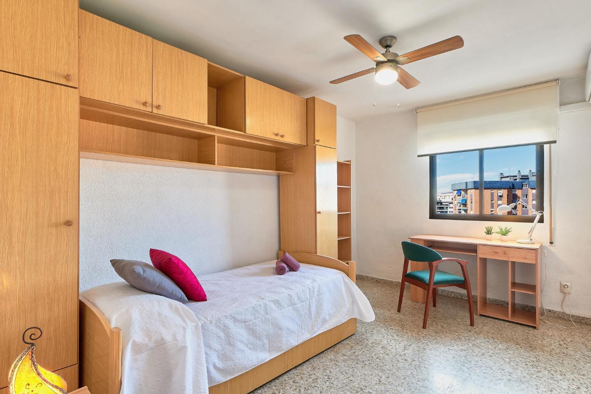 מאלגה Luminoso Apartamento/ 5 Minutos De La Playa מראה חיצוני תמונה